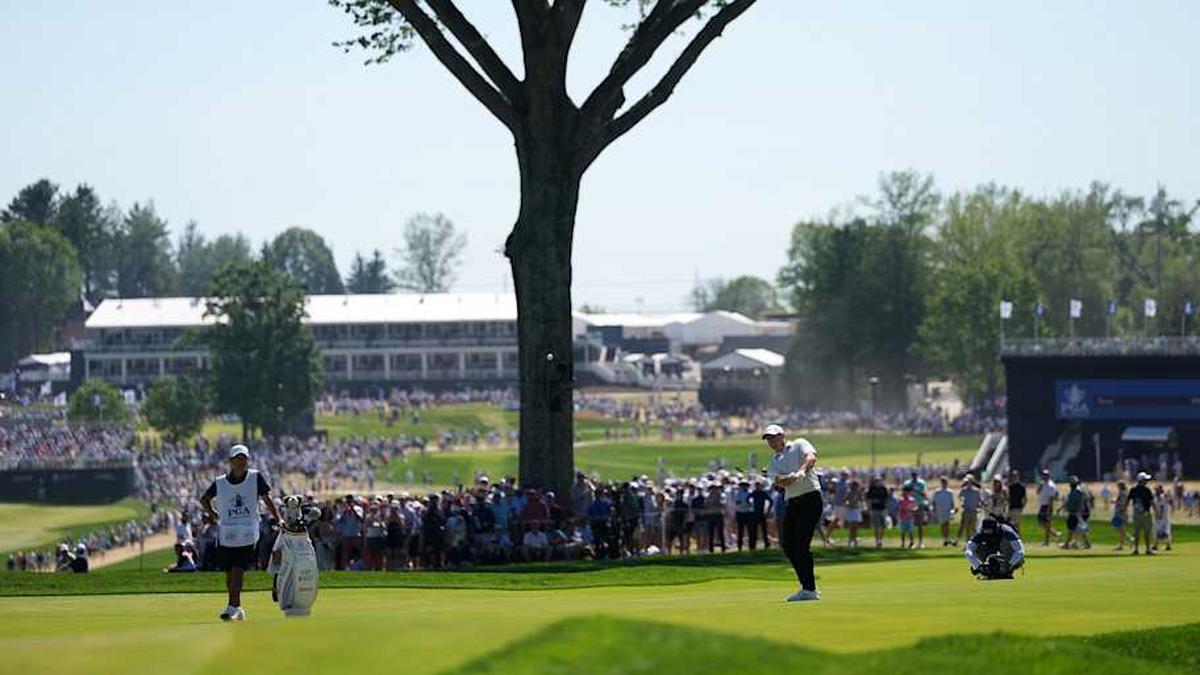 Rory McIlroy is three back in a tie for seventh after a Saturday 66. | James Lang-Imagn Images 
