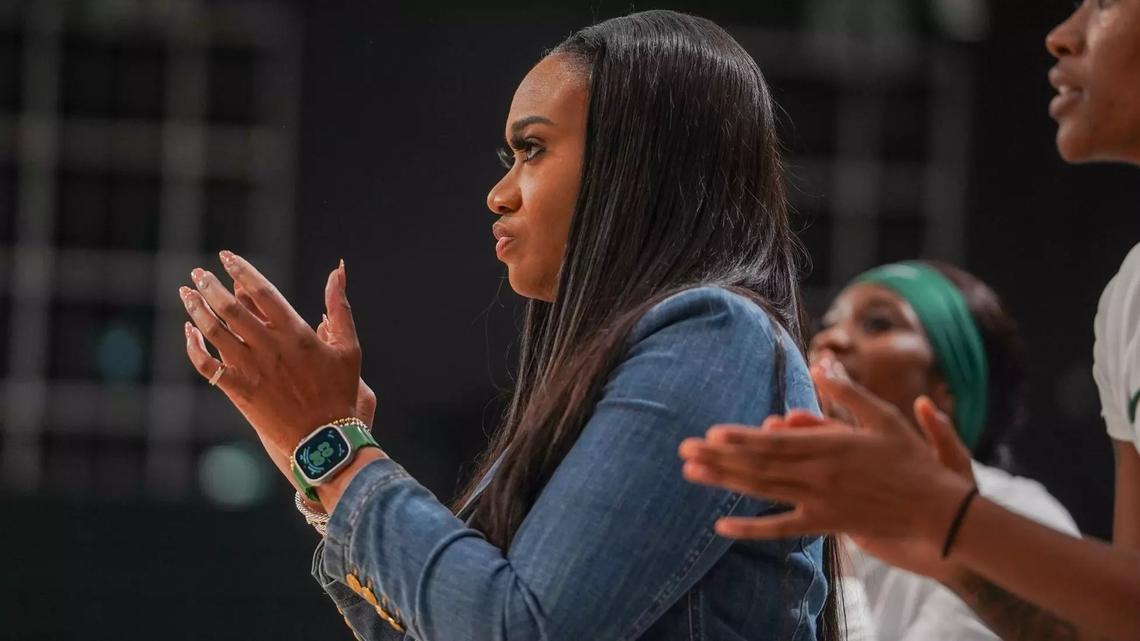 Charlotte WBB Tomekia Reed taking medical leave of absence 