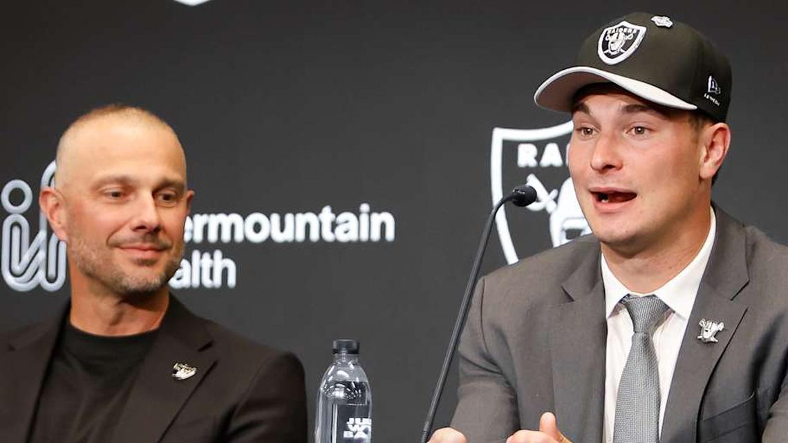  John Spytek, Fernando Mendoza, | Darrell Craig Harris, On SI 