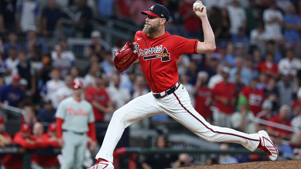 Phillies' weaknesses on display in season-ending 6-2 loss to Braves in Game 3