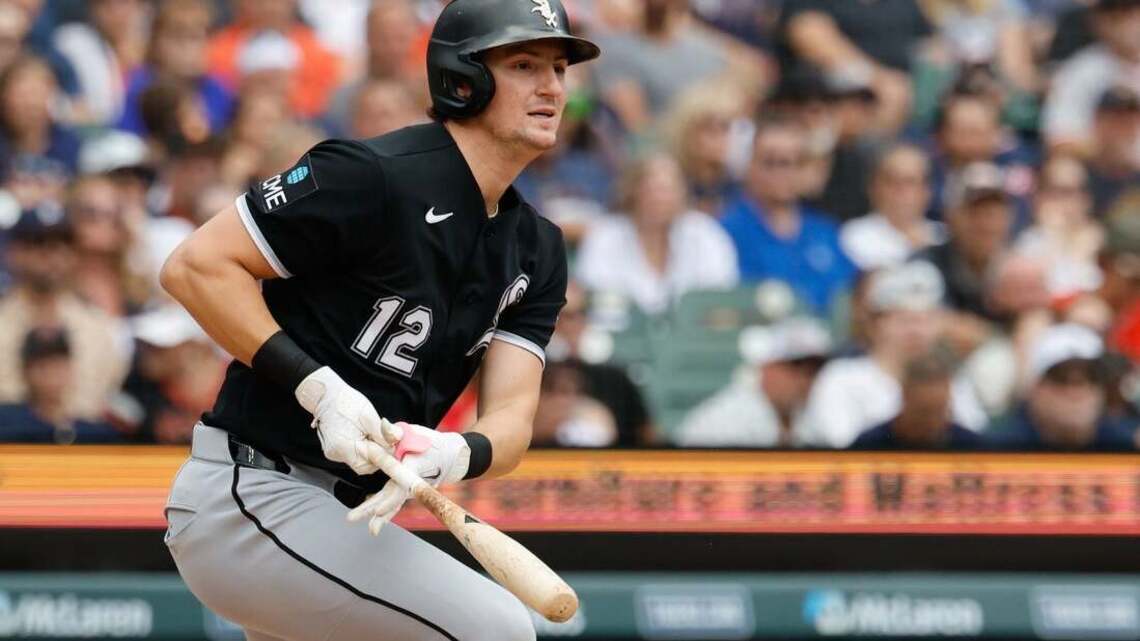 White Sox hold on for tight win over Tigers