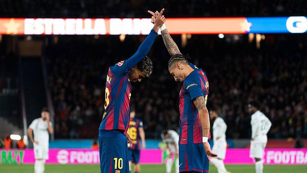  Lamine Yamal (left) and Raphinha aren't playing for free. | Ruben De La Rosa/NurPhoto/Getty Images 