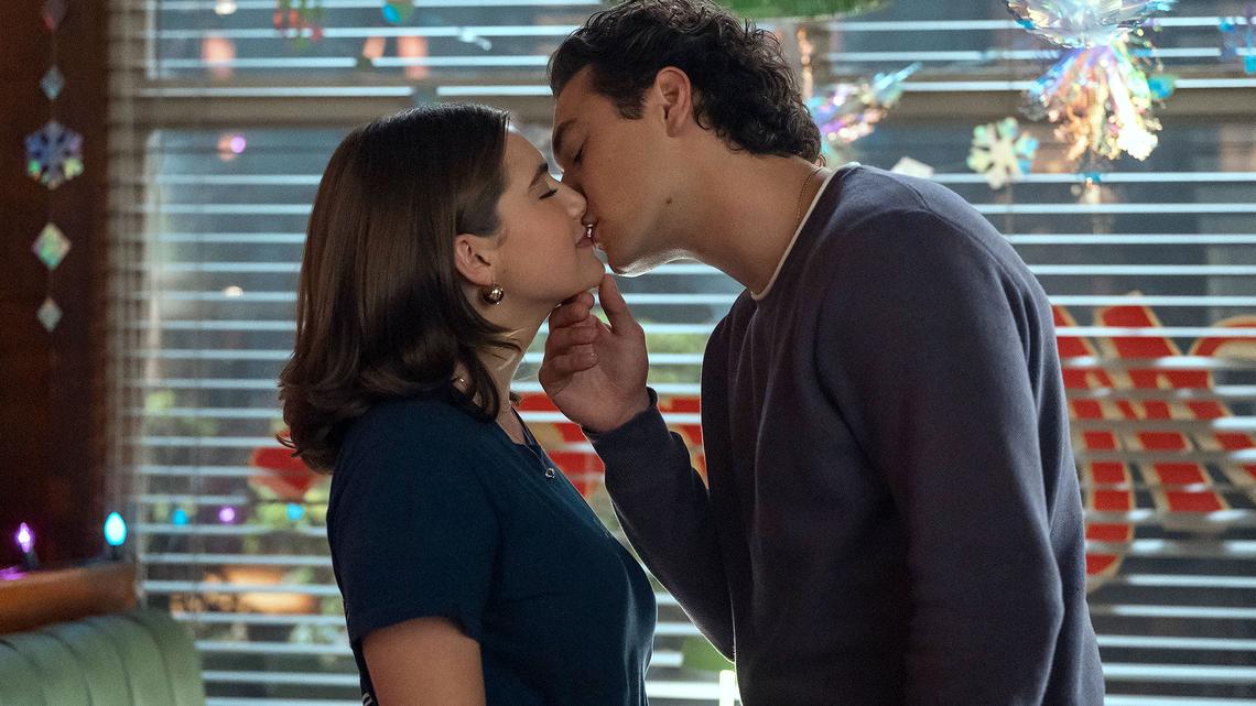 'Off Campus' Creator Defends Show's Cast After Age Criticism 
