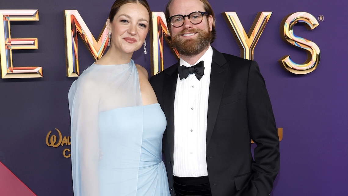 The Bear's Abby Elliott Files for Divorce From Husband After Nearly 10 Years 