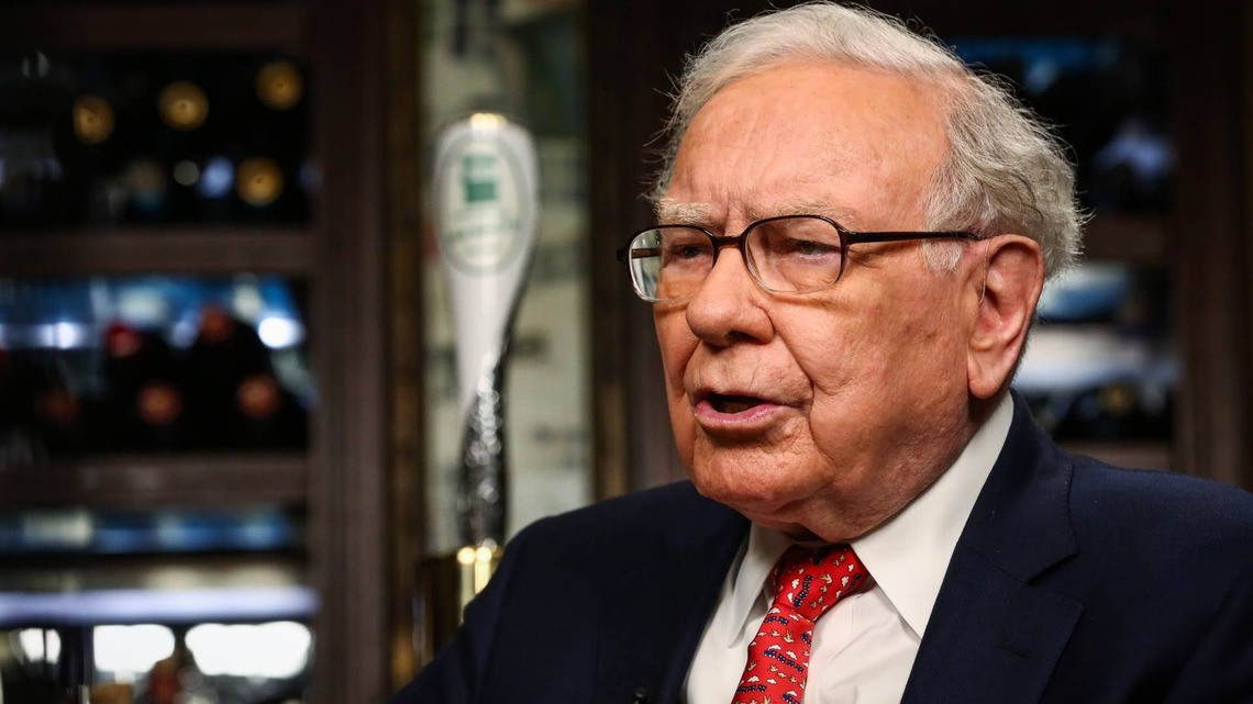 Warren Buffett named these 3 stocks as favorites for a reason 