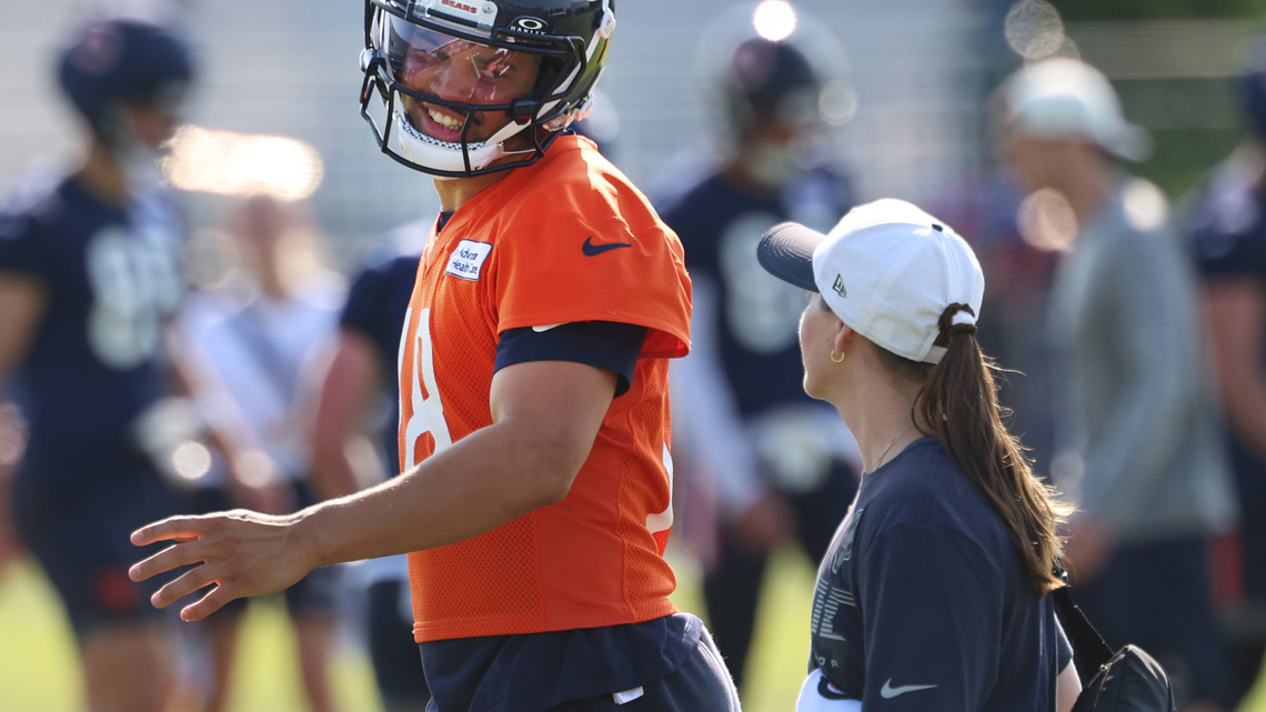 A slimmer Caleb Williams aims to ‘move a little bit better' in Year 3 for Bears QB