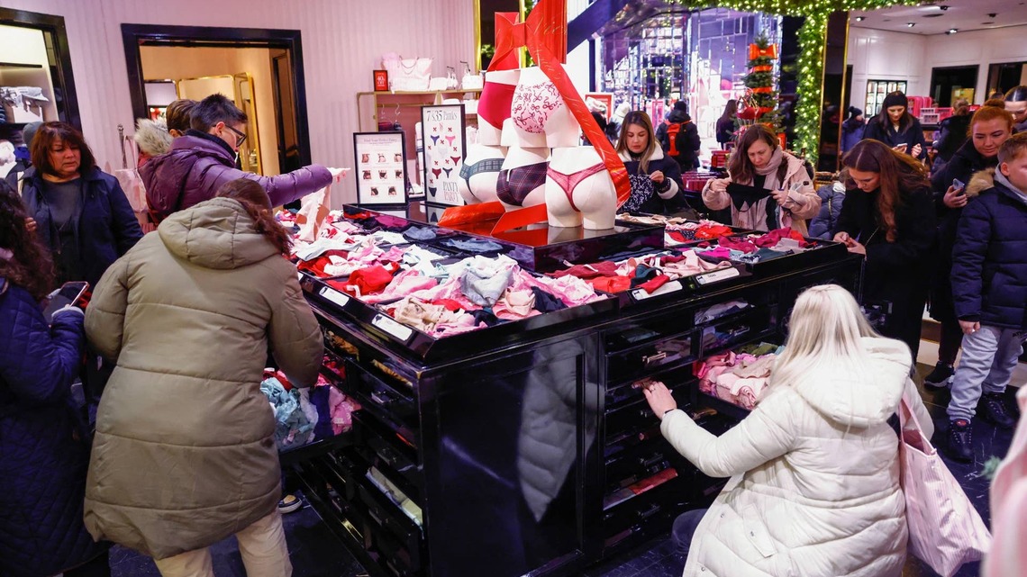 Victoria's Secret closes 38 stores worldwide 