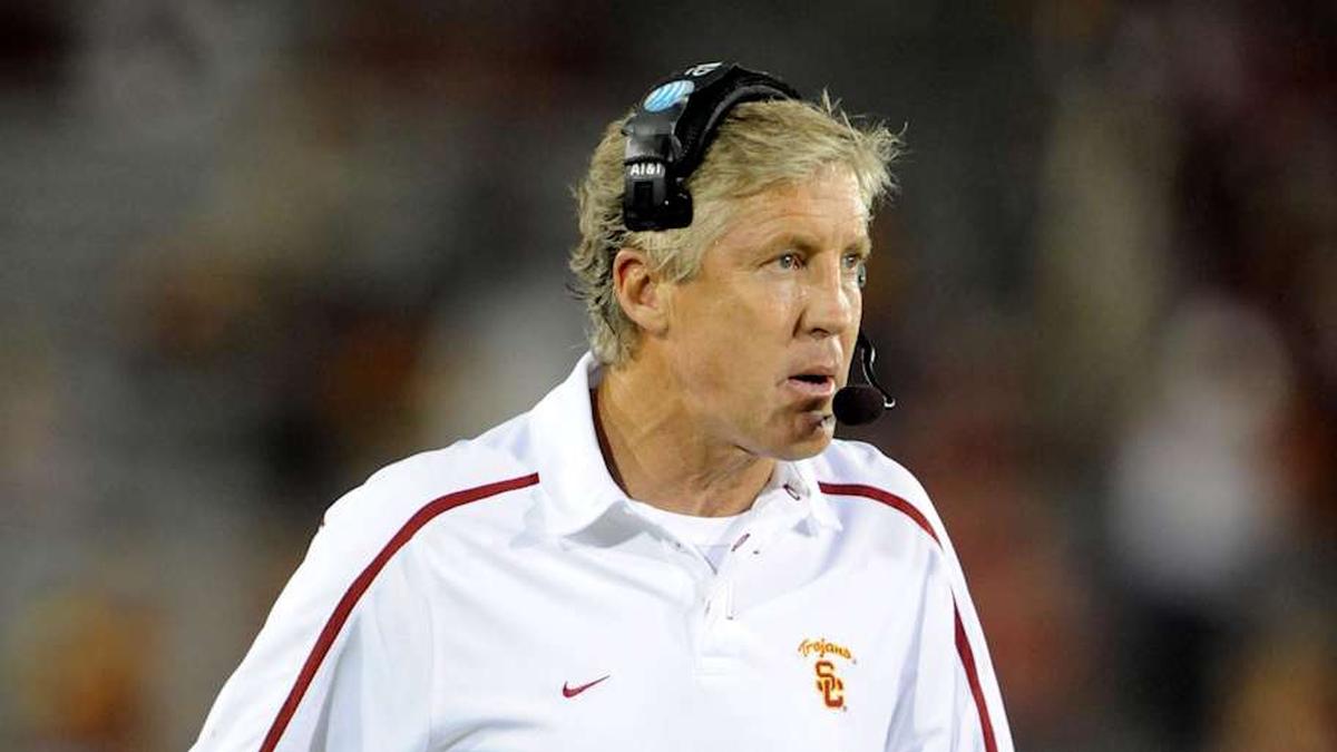  Sep 26, 2009; Los Angeles, CA, USA; Southern California Trojans coach Pete Carroll watches from the sidelines during the third quarter of the game against the Washington State Cougars at the Los Angeles Memorial Coliseum. USC defeated Washington State 27-6. Mandatory Credit: Kirby Lee/Image of Sport-Imagn Images | Kirby Lee-Imagn Images 
