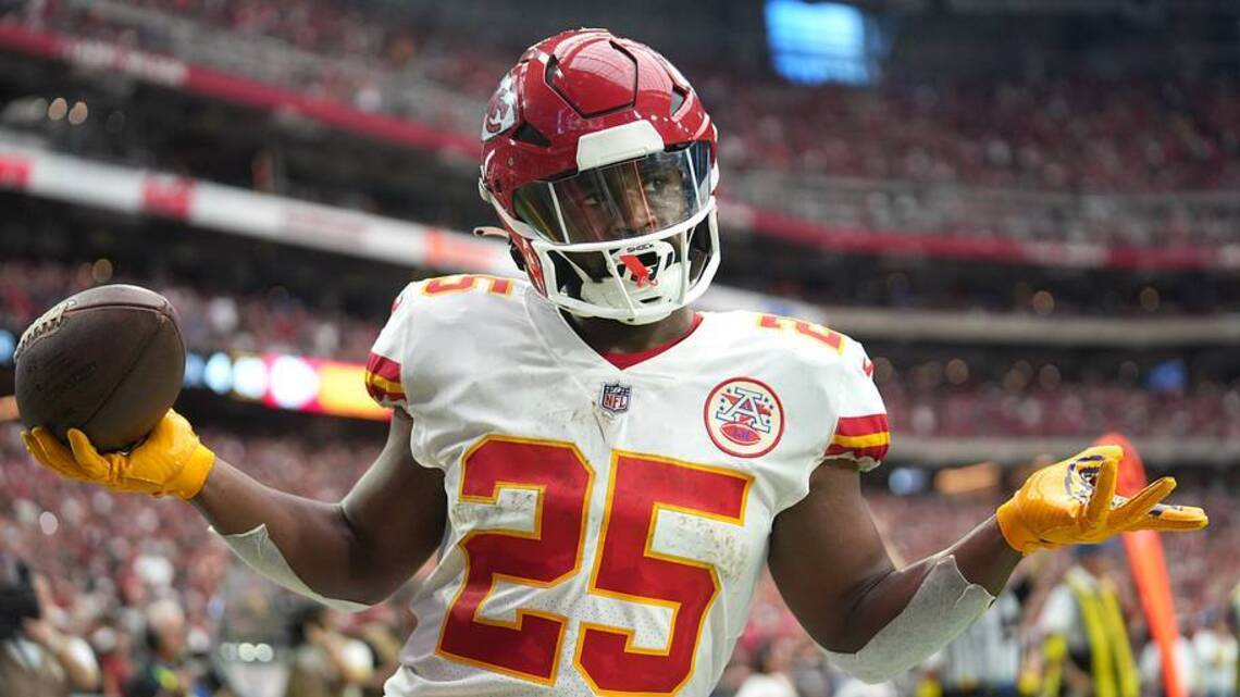 Breaking Down the Dolphins Tryout List Featuring One Big Name and One (Massively) Intriguing Prospect