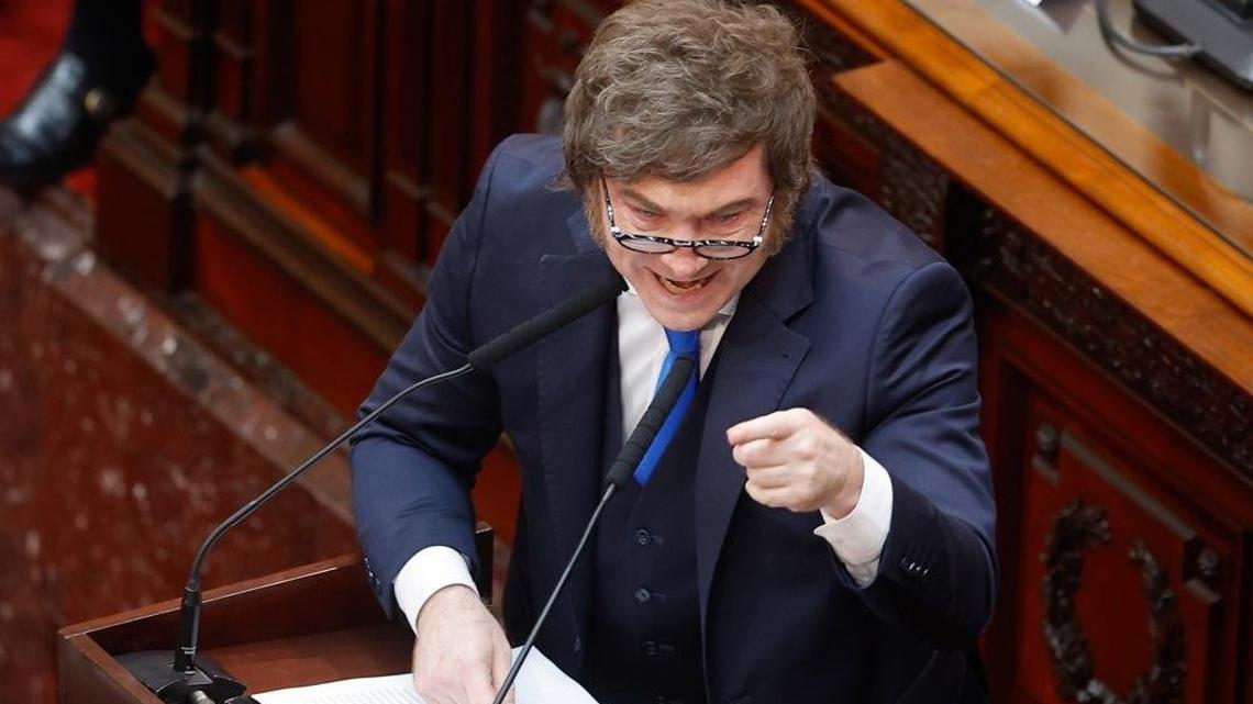 Argentine industrial groups break silence, call for respect from Milei 