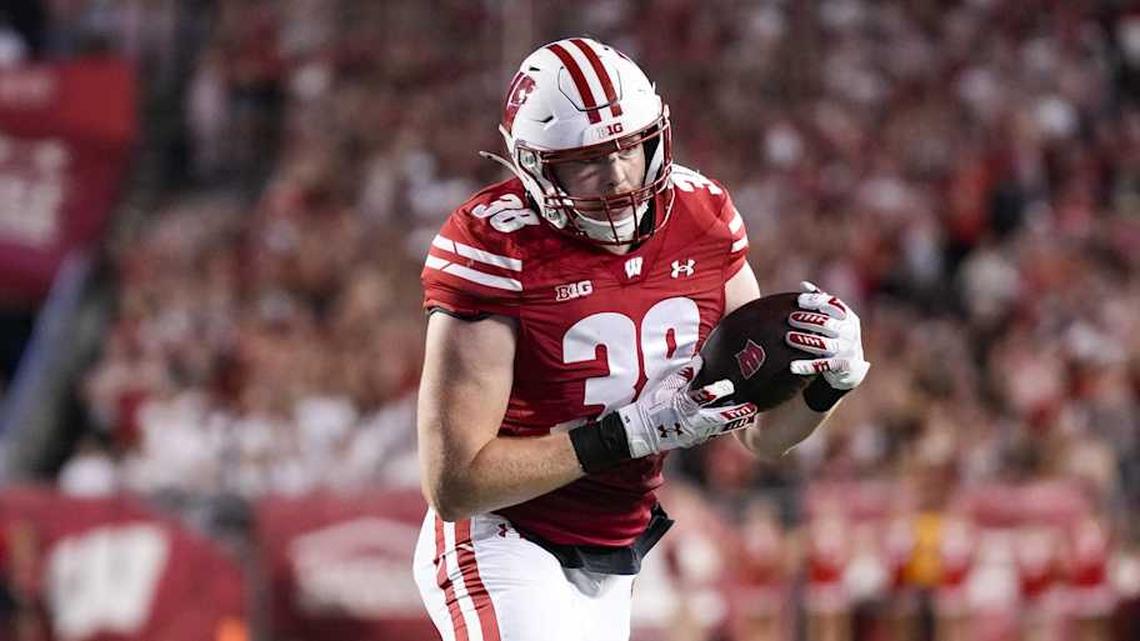  Aug 30, 2024; Madison, Wisconsin, USA; Wisconsin Badgers tight end Tucker Ashcraft (38) during the game against the Western Michigan Broncos at Camp Randall Stadium. Mandatory Credit: Jeff Hanisch-Imagn Images | Jeff Hanisch-Imagn Images 