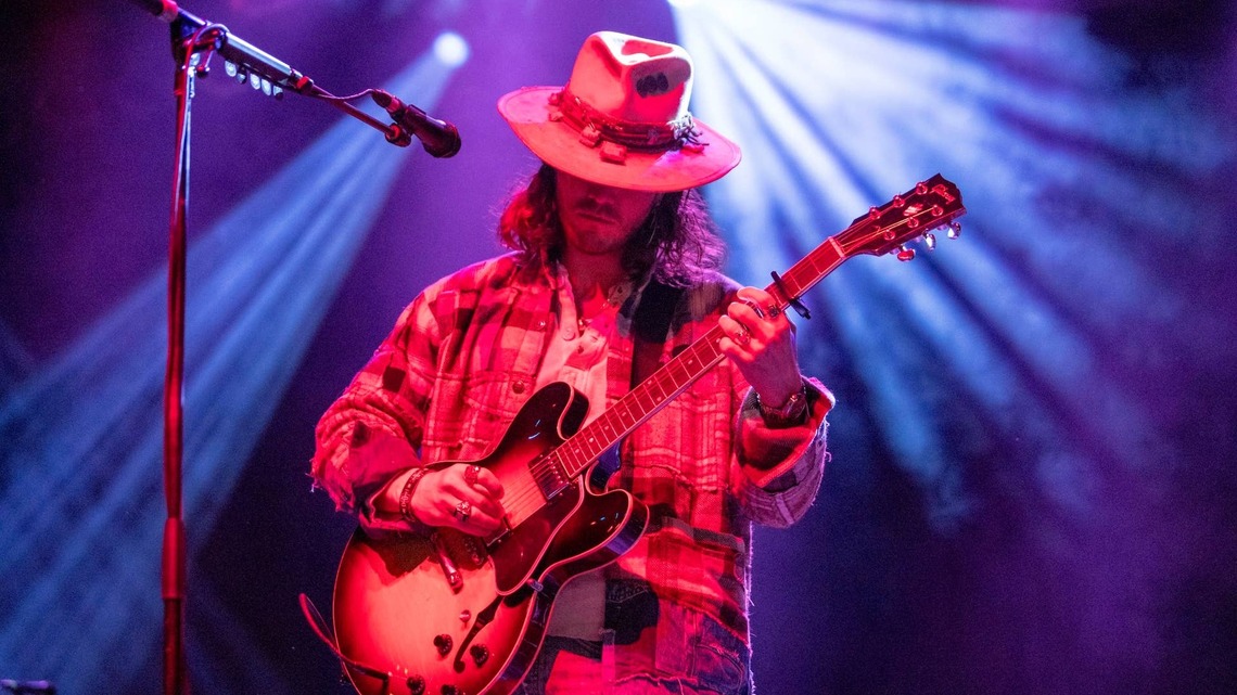 Haunting Rock Song, Once Performed in a Volcano, Quietly Became a Global Sensation 