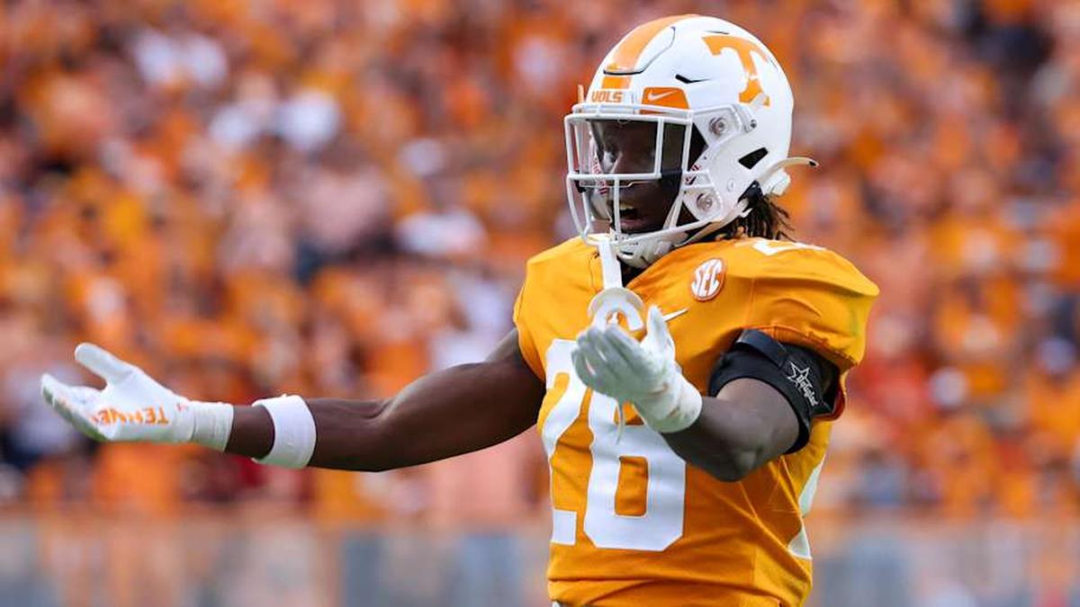  Former Tennessee Volunteers defensive back De'Shawn Rucker (28) during the second half against the Alabama Crimson Tide | Randy Sartin-Imagn Images 