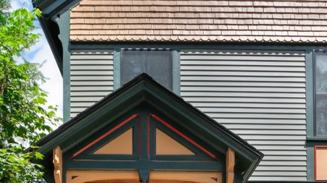 5 Designer-Approved Front-Door Paint Colors 