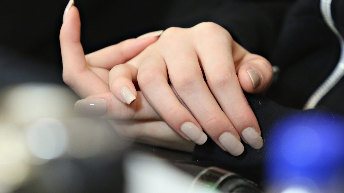 Inside the Press-On Nails Boom: 8 Systems That Last 2 Weeks and Transform Your Beauty Routine