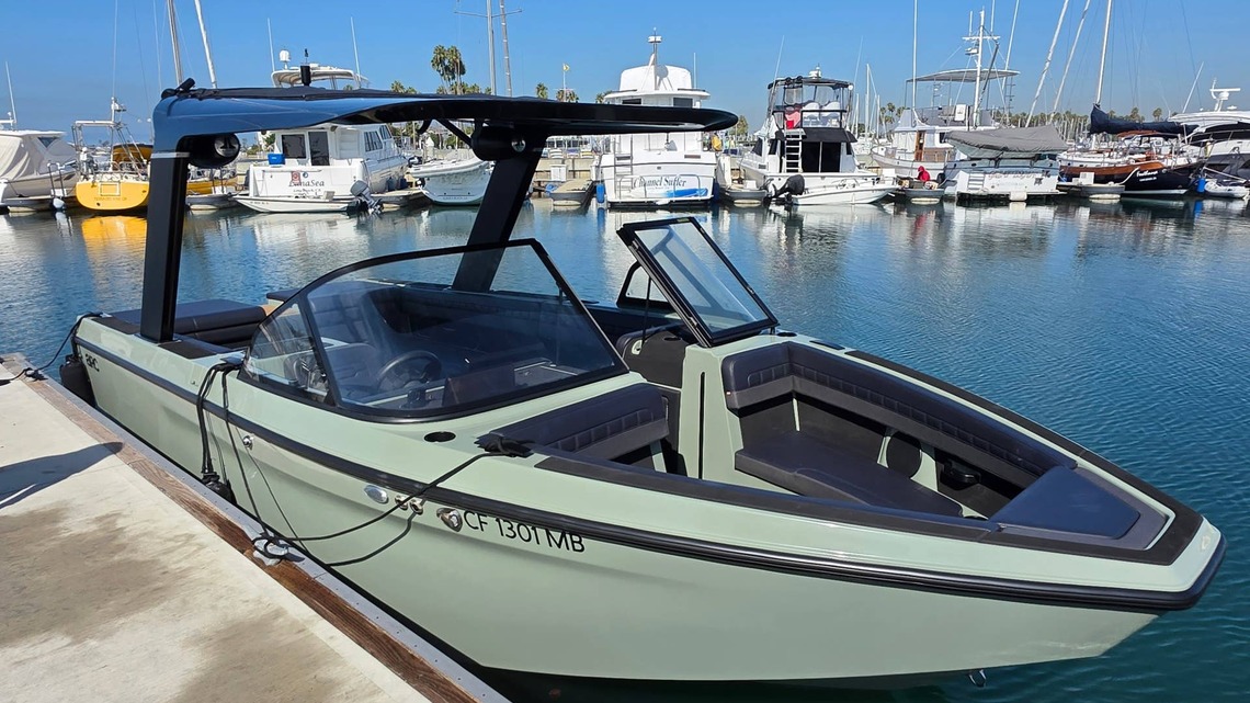 I Drove Arc's 500 HP Electric Wake Boat & It Aims to Fix Everything You Hate About Boating 