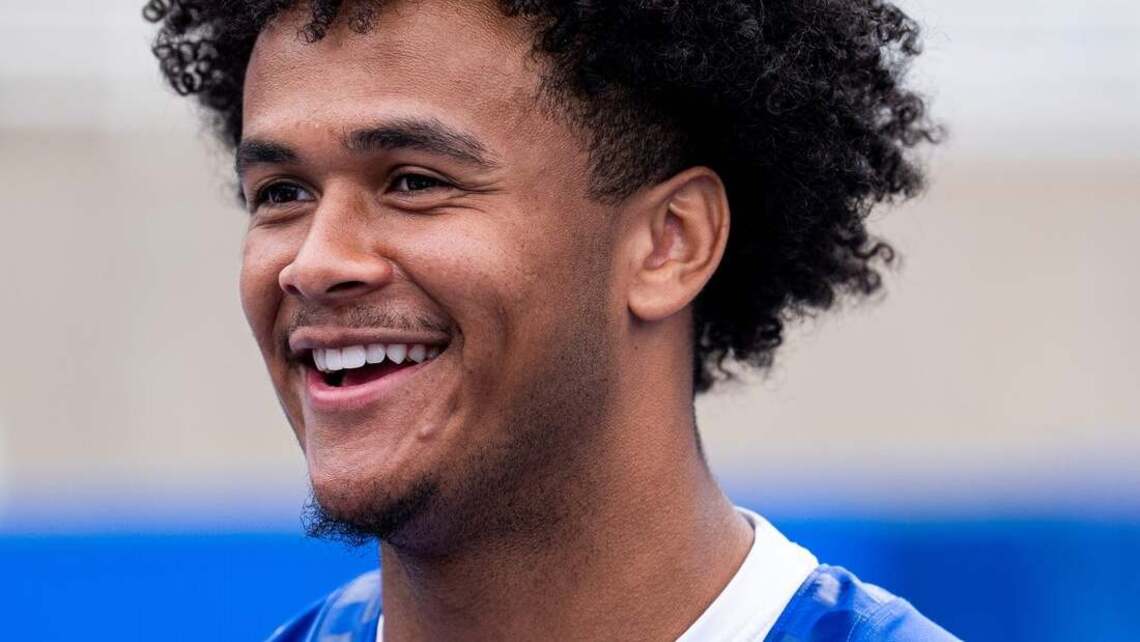 Kentucky unveils new coach, QB, roster in opener vs. Youngstown State 