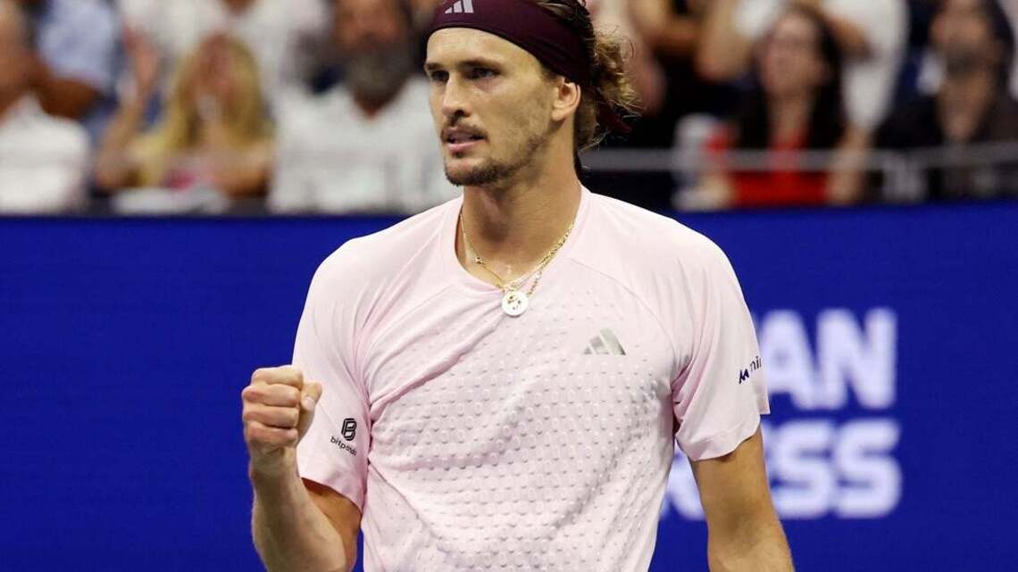 Top seed Alexander Zverev rolls into Shanghai semifinals  