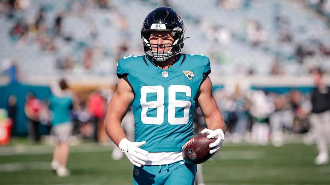 Eagles' Johnny Mundt Highlights Organizational TE Evolution