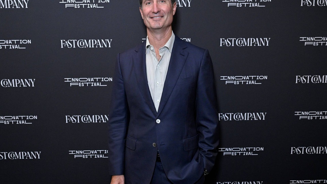 How much Starbucks stock does CEO Brian Niccol actually own? 