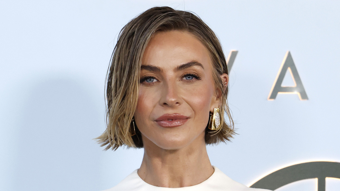 Julianne Hough's Go-To Sunscreen Makes Her Feel ‘Fresh and Beautiful' 