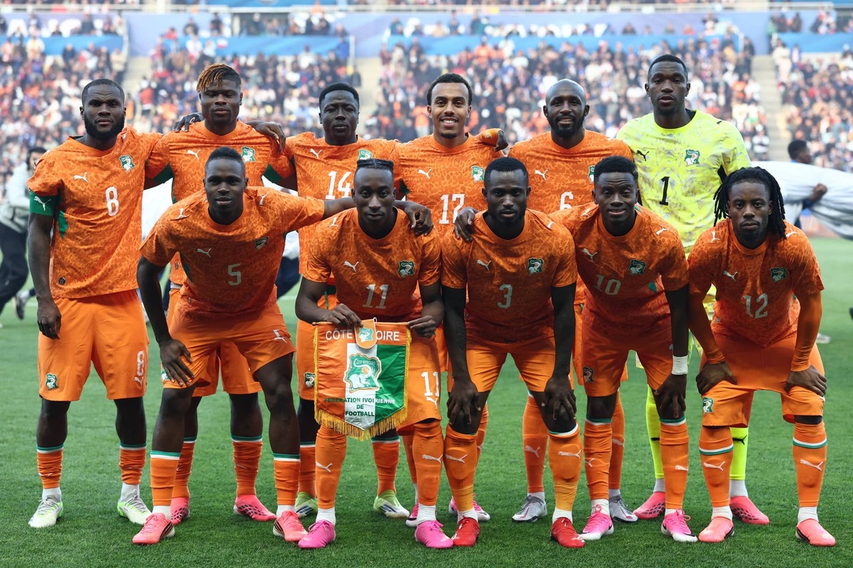  Ivory Coast's players pose for a team photograph during the international friendly football match between France and Ivory Coast. Photo by FRANCK FIFE / AFP via Getty Images