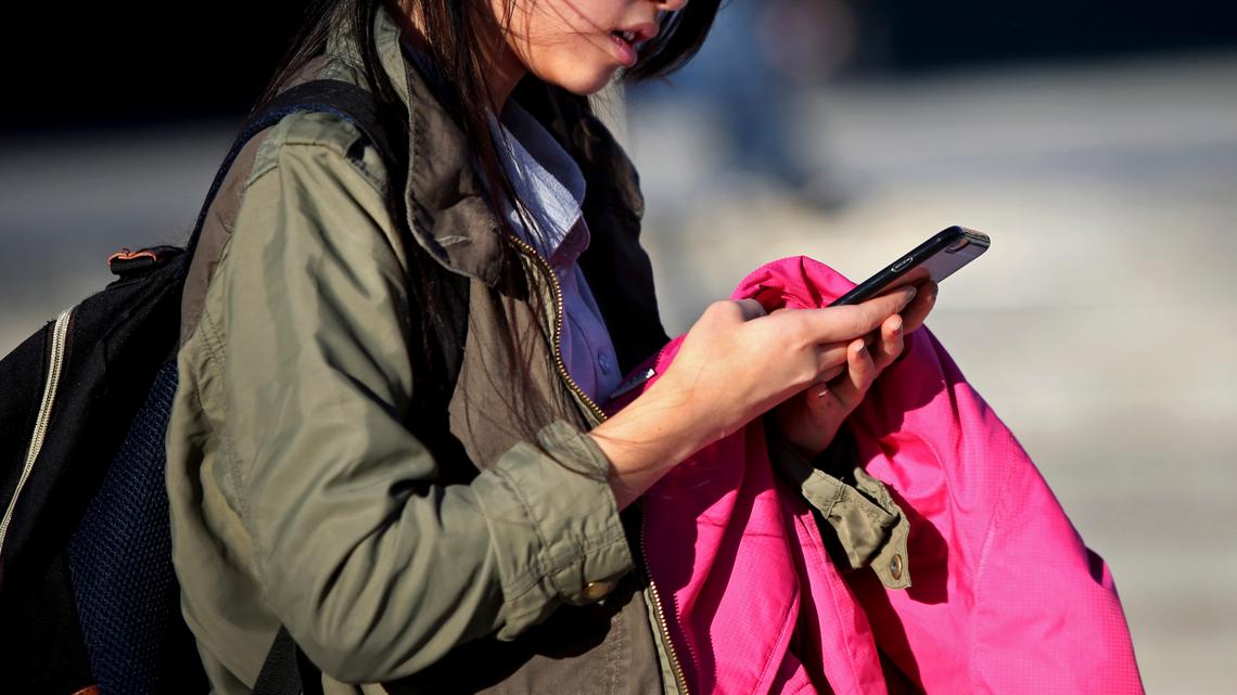 Yes, Tri-Cities schools are doing the right thing to bar phones in class | Editorial