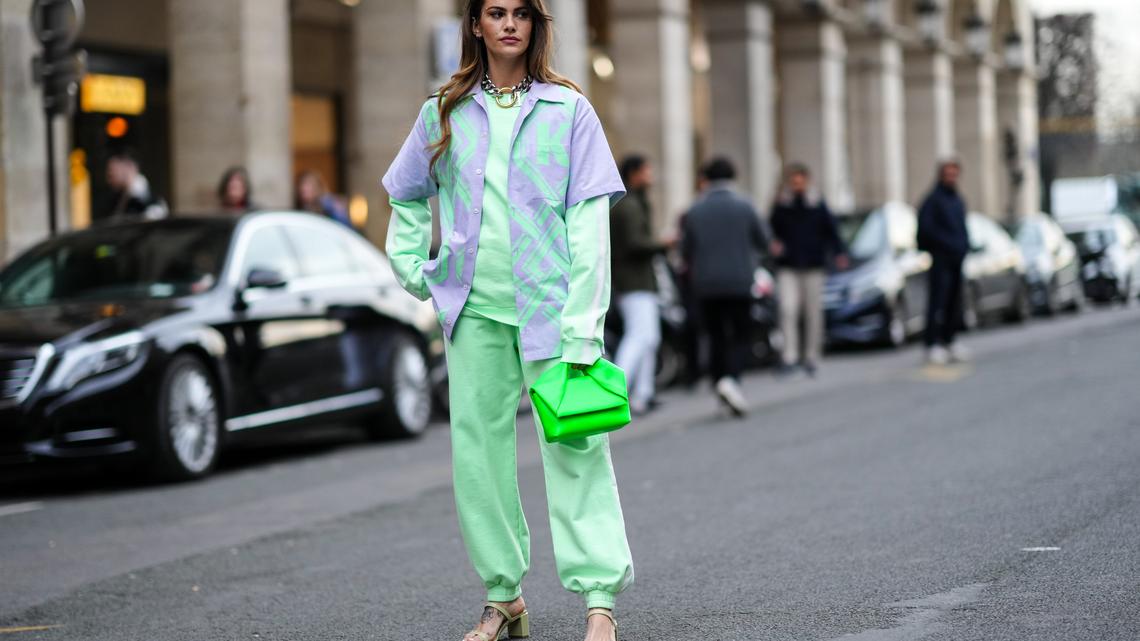 These 19 Comfy, Colorful Outfit Sets Channel Rich Mom Spring Energy 