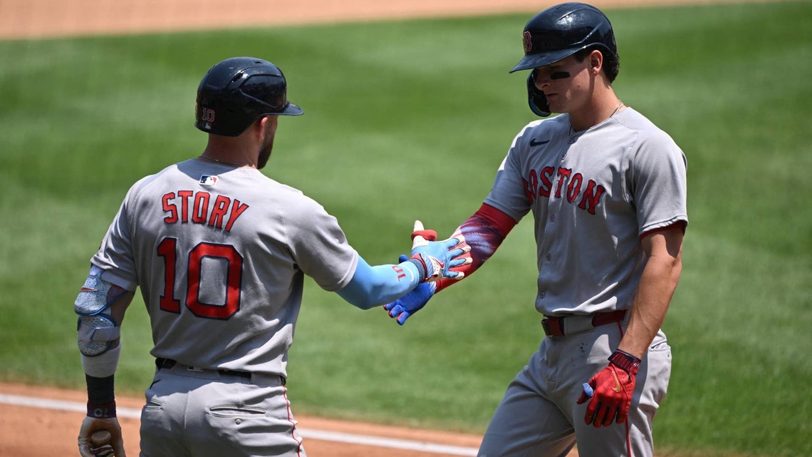 Red Sox Manager Reveals When Roman Anthony and Trevor Story Can Return 