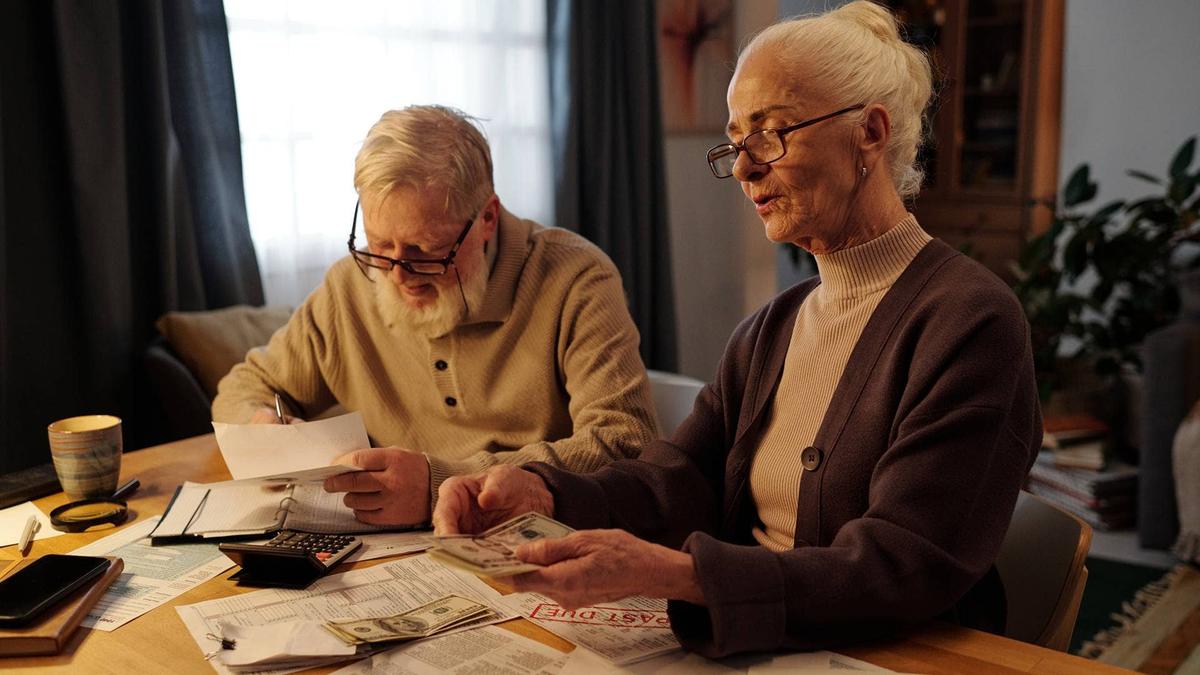  Unexpected healthcare bills, home repairs, and family support costs can drain retirement savings faster than many retirees expect. 