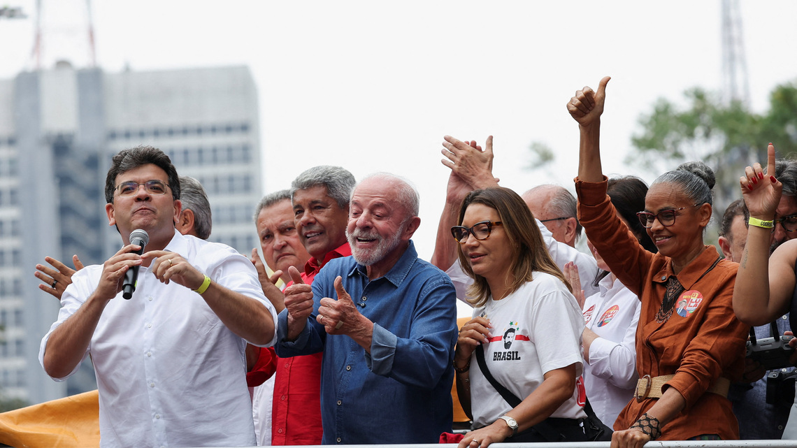 Rallying in Sao Paulo, presidential candidates seek votes and political support 