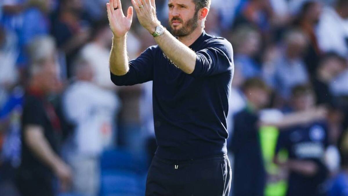  Michael Carrick is calling the shots at Man Utd these days. | Steven Paston/PA Images/Getty Images 
