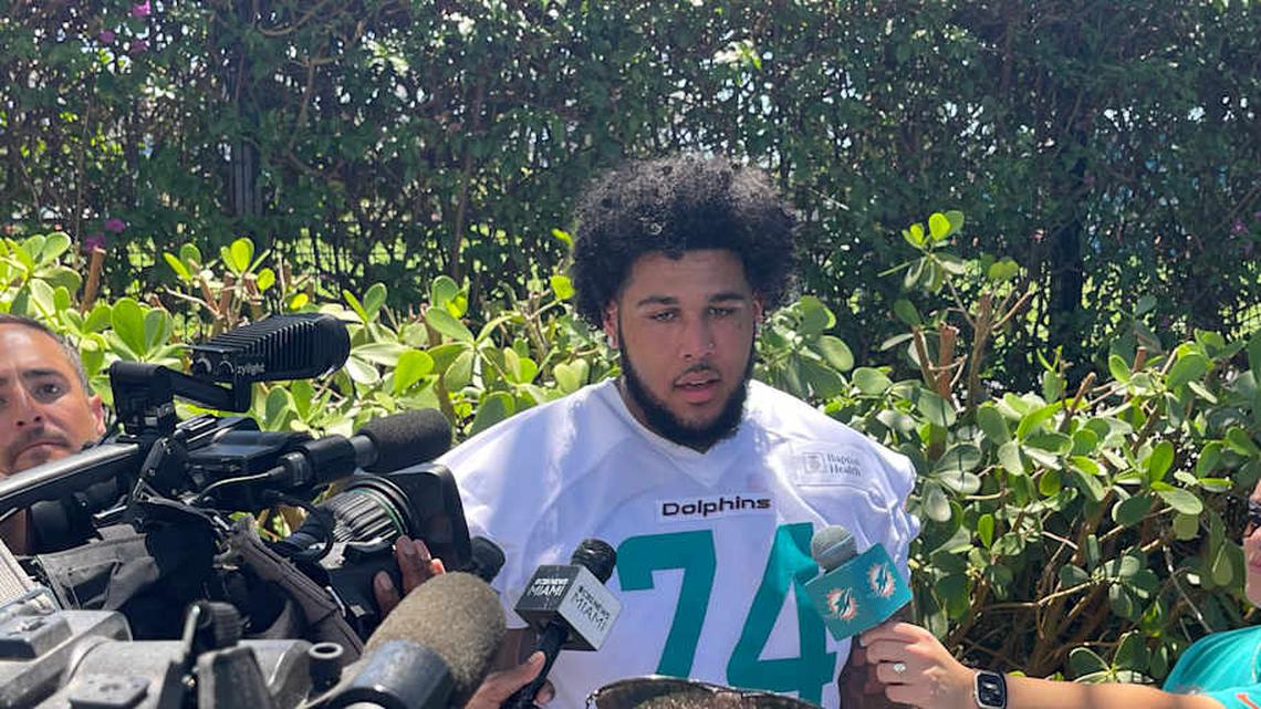What to Make of the Dolphins' Brutal Supporting Cast Ranking