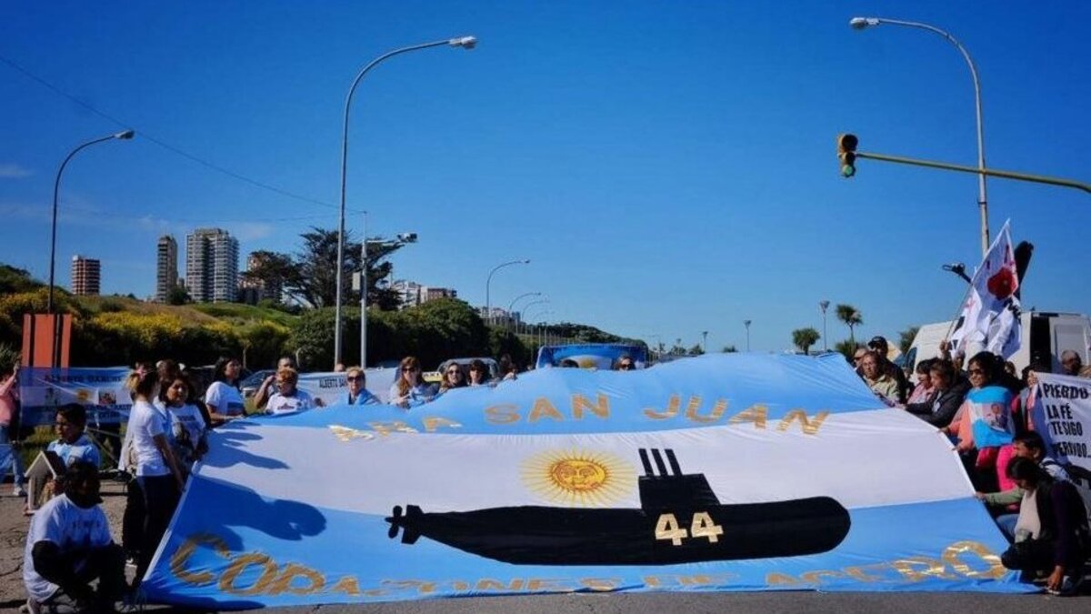 Relatives of the 44 crew members of the Argentine submarine ARA San Juan demonstrate in Mar del Plata, Argentina, in 2018, demanding that the ship be refloated and examined to find the truth of what happened. File Photo by Diego IzquieRdo/EPA