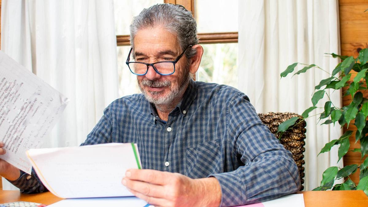  Annuitization turns retirement savings into guaranteed payments, helping retirees reduce the risk of outliving money. 