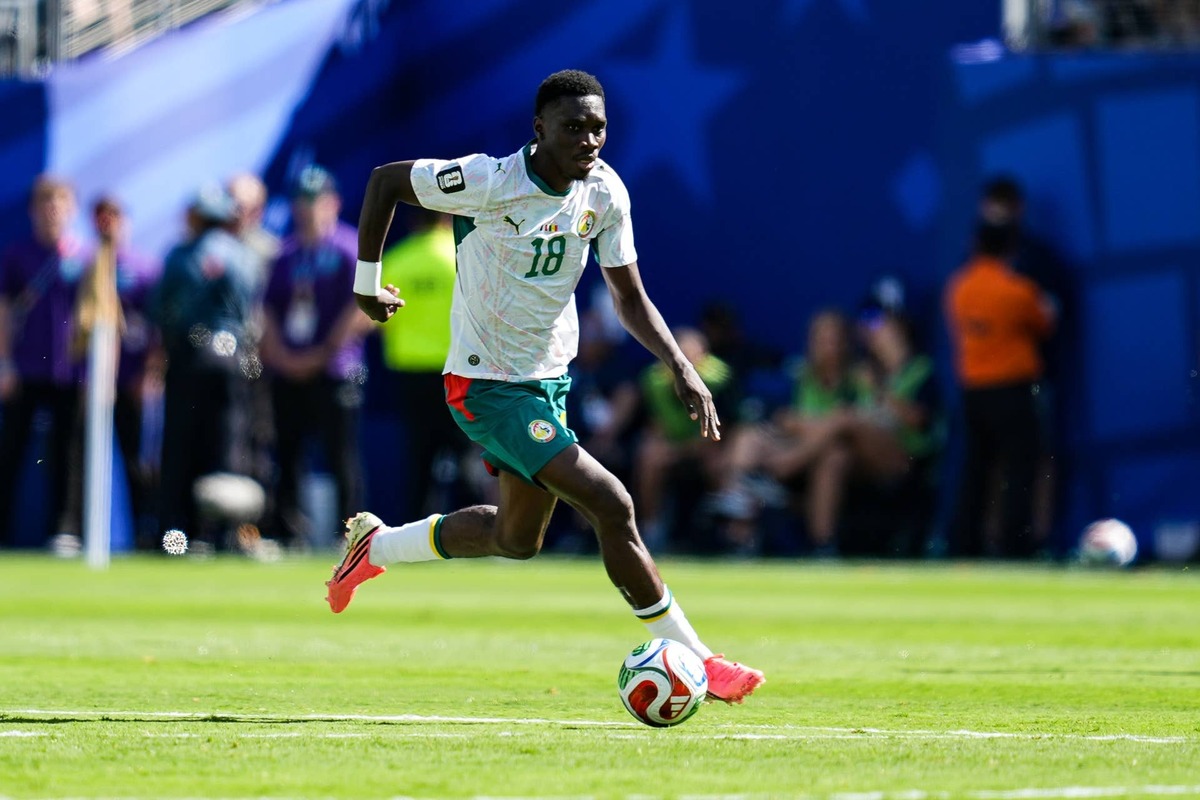  Ismaila Sarr of Senegal brings the ball forward during the FIFA World Cup 2026 Group I match between France and Senegal at New York New Jersey Stadium on June 16, 2026 in East Rutherford, New Jersey. (Photo by Daniela Porcelli/Getty Images) Photo by Daniela Porcelli/Getty Images
