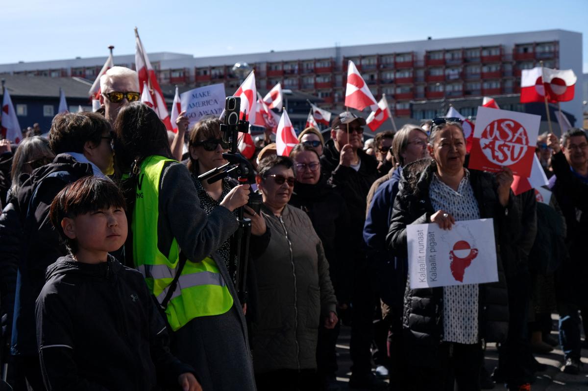 People gather to protest on the day of the opening of a new U.S. consulate in Nuuk, Greenland, May 21, 2026. REUTERS/Tim Barsoe