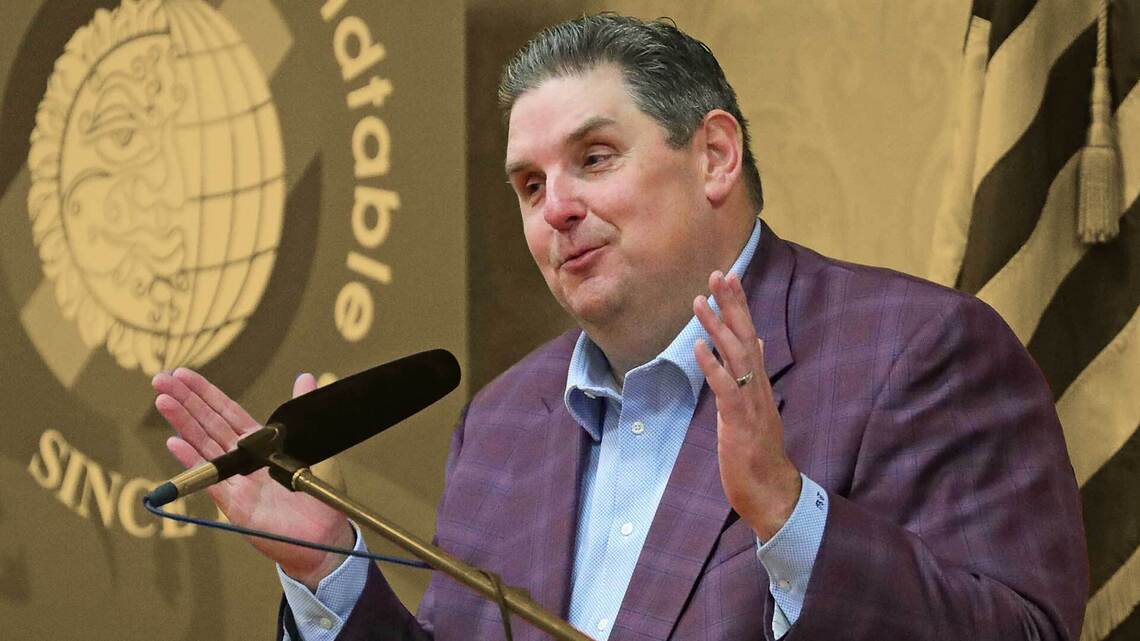 "Just south of 175M" - Brian Windhorst details a big problem for the Phoenix Suns amid their recent moves 