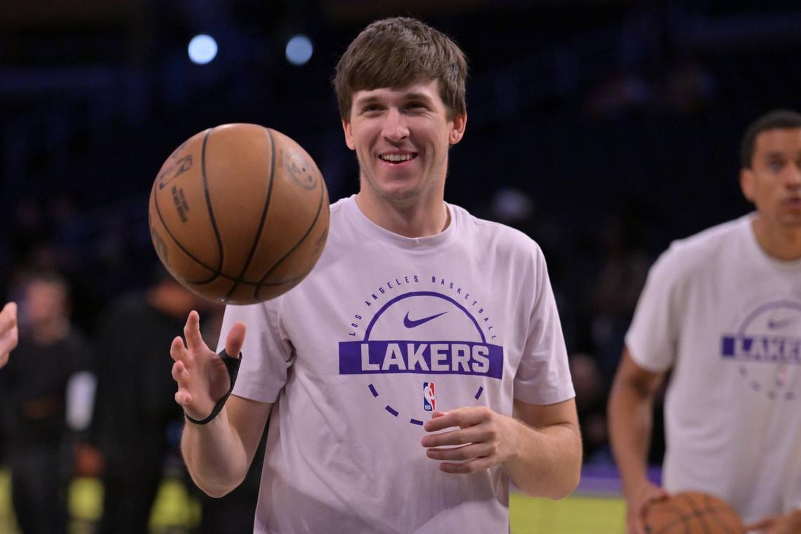  Los Angeles Lakers guard Austin Reaves prior to the game against the Cleveland Cavaliers at Crypto.com Arena. Jayne Kamin-Oncea-Imagn Images