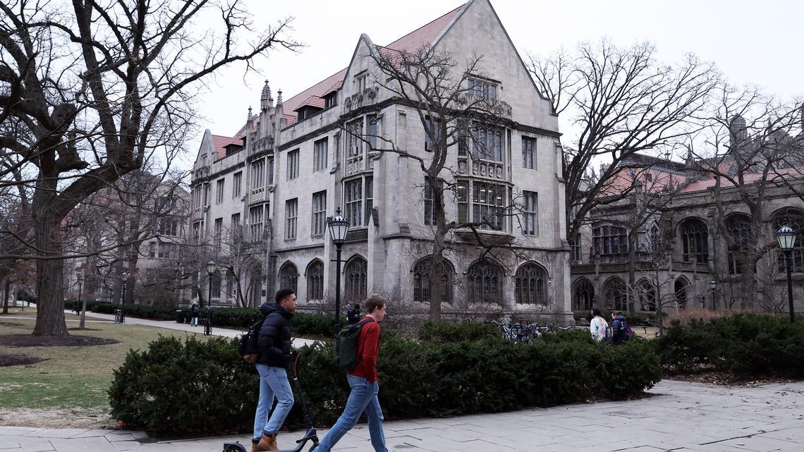 Editorial: University of Chicago nukes tuition for the middle class and achieves a degree of affordability 