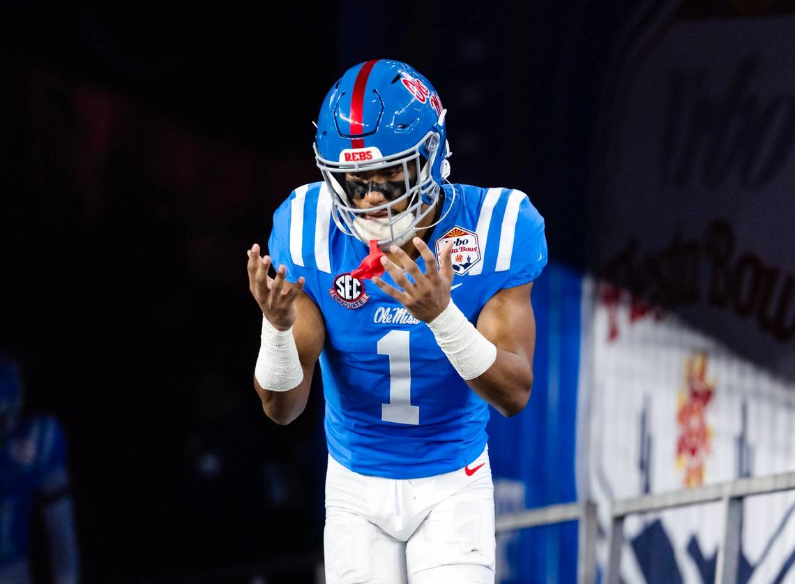  Jan 8, 2026; Glendale, AZ, USA; Mississippi Rebels wide receiver De'Zhaun Stribling (1) against the Miami Hurricanes during the 2026 Fiesta Bowl and semifinal game of the College Football Playoff at State Farm Stadium. Mandatory Credit: Mark J. Rebilas-Imagn Images 