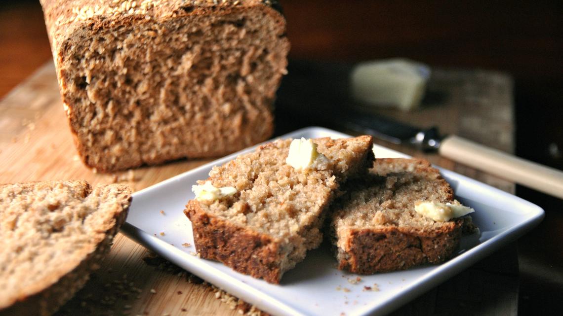 For St. Patrick's Day, soak up this classic Irish soup with 2 traditional breads 