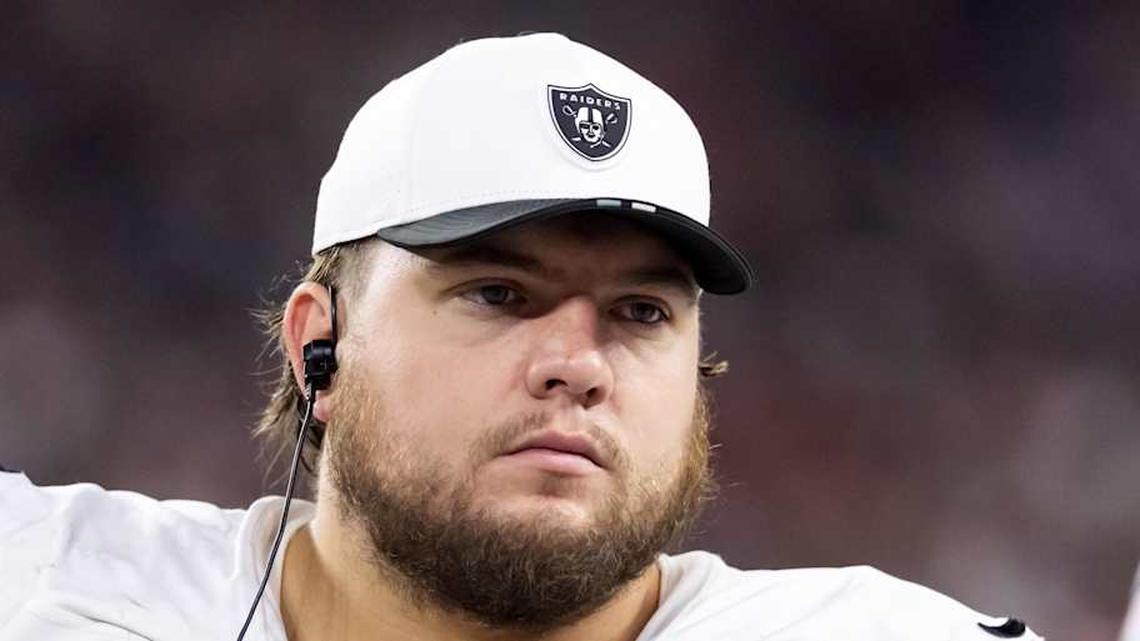  Aug 23, 2025; Glendale, Arizona, USA; Las Vegas Raiders center Jackson Powers-Johnson (58) against the Arizona Cardinals during a preseason NFL game at State Farm Stadium. Mandatory Credit: Mark J. Rebilas-Imagn Images | Mark J. Rebilas-Imagn Images 