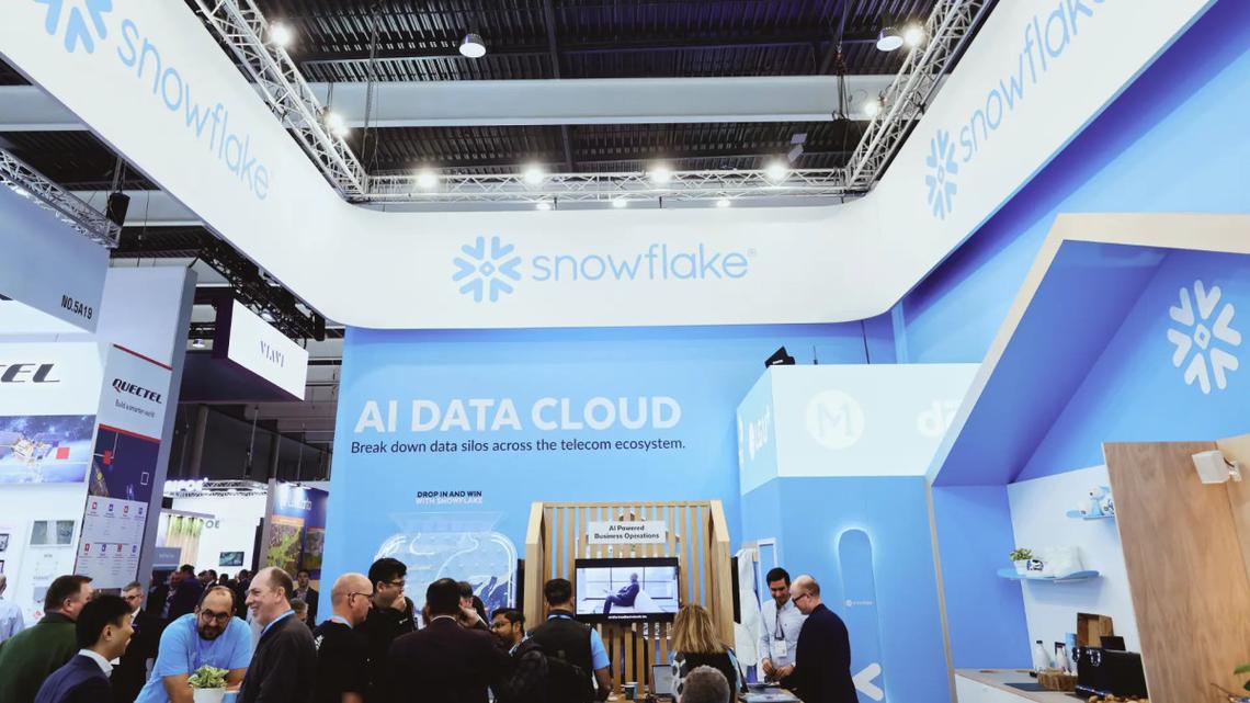 Mizuho resets view on Snowflake stock after CRO change 