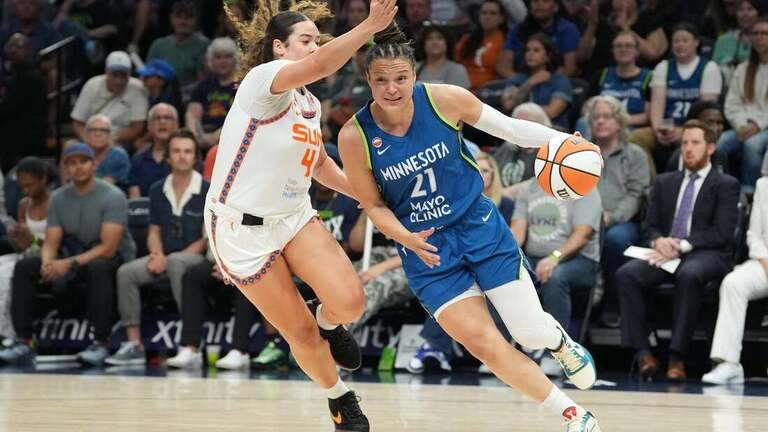 Brittney Griner (29 points), Sun hang on to upend Lynx 