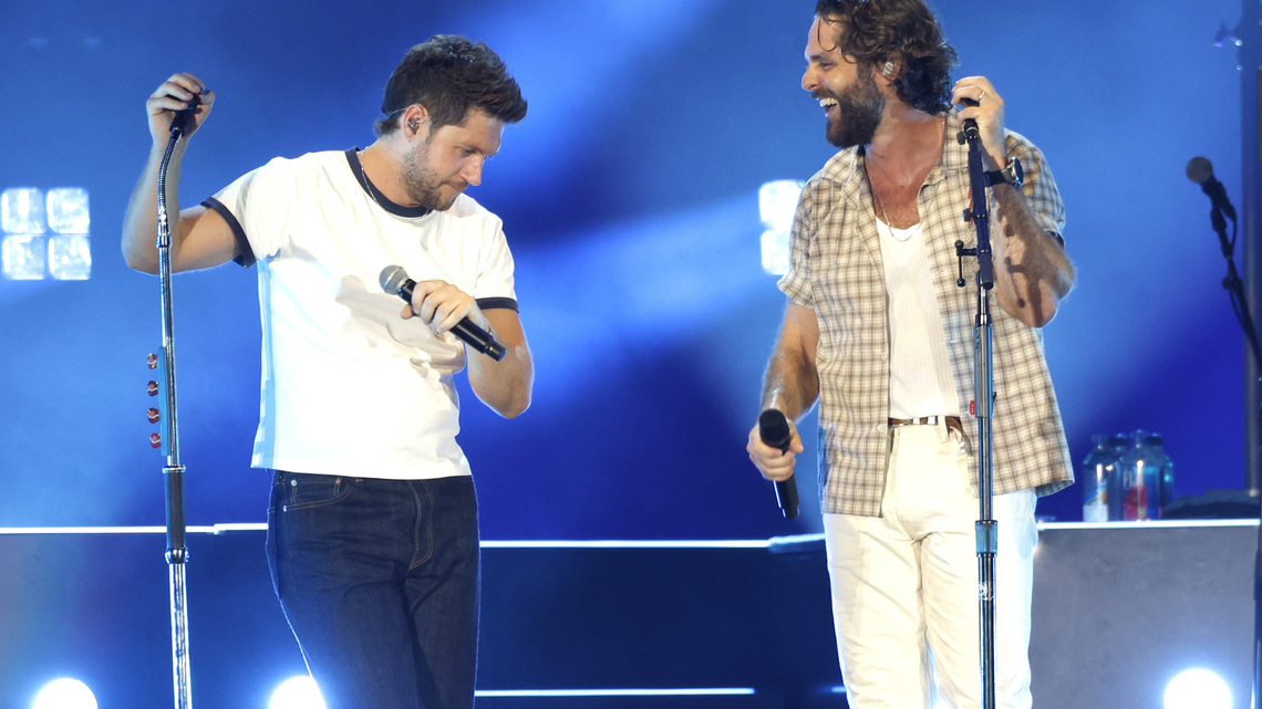 Thomas Rhett and Niall Horan Team Up for 3-Hour Marathon of Hits in Hershey 