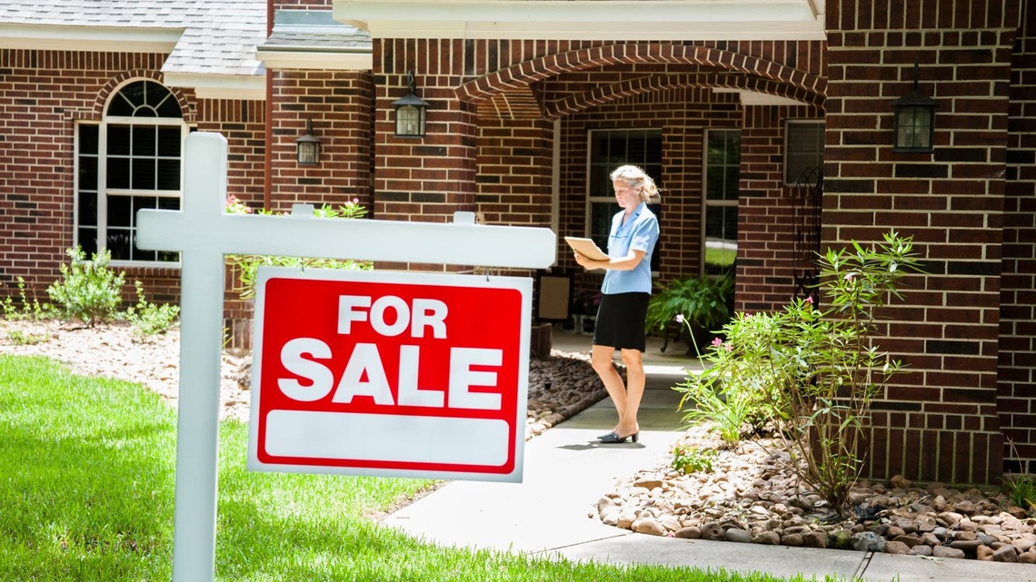 Zillow reveals major housing market shift, claiming the "housing recovery" has paused 