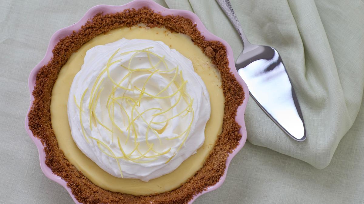 Creamy Lemon Pie.