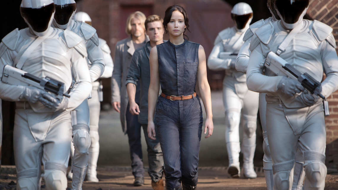 Jennifer Lawrence Confirms 'Hunger Games' Return With These 2 OG Costars