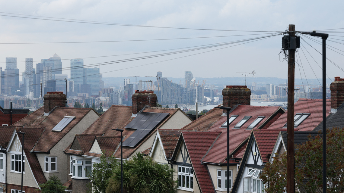 UK rents rise at fastest pace this year, data shows